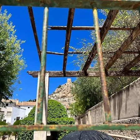 Rustic With Mountain & Castle Views And Pool *